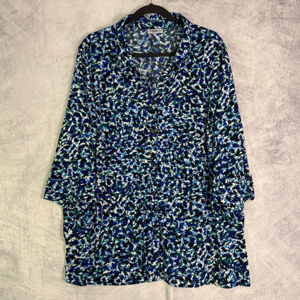 Catherines top Women's sz 2X Blue green‎ abstract roll tab Sleeve Button Down